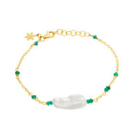 Bracelet 1877 in Gold plated silver with Mix: White freshwater pearl, green agat