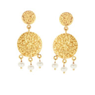 Earrings 5618 in Gold plated silver with White freshwater pearl